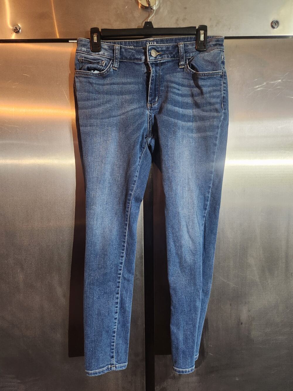 a.n.a Jegging Skinny Ankle Jeans Medium Wash Stretch Denim Womens Size 8
